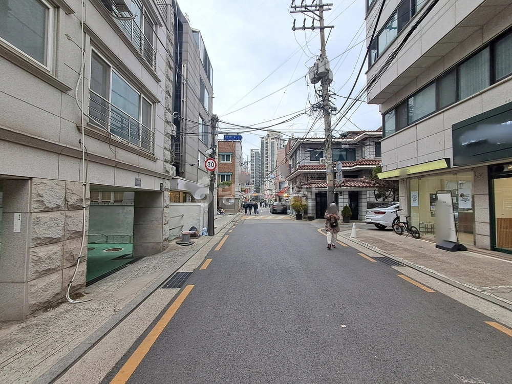 서울특별시 서초구 방배동 상가 사진 1