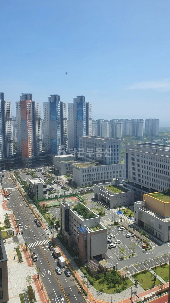 부산광역시 강서구 명지동 아파트 사진 1