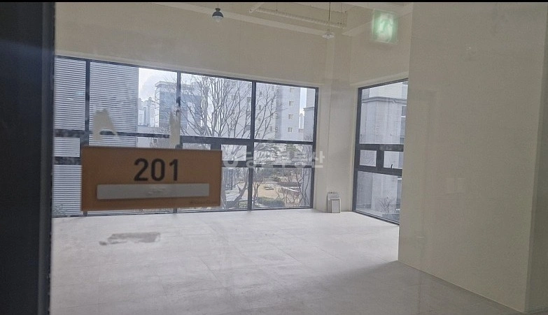 전남광주통합특별시 서구 화정동 상가 사진 1