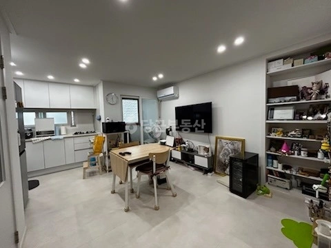 경기도 부천시 원미구 춘의동 빌라(투룸 이상) 사진 1