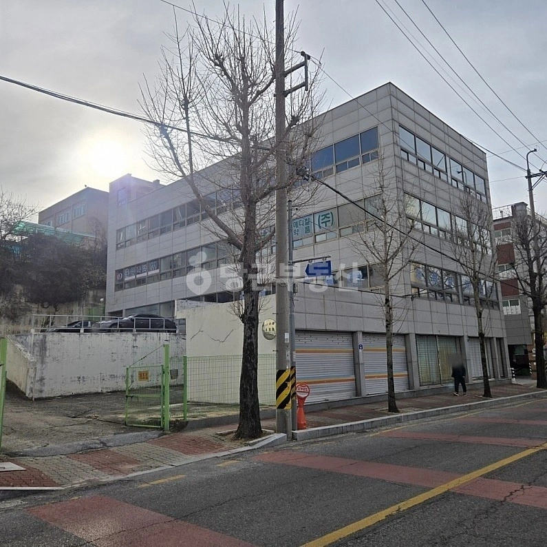 전남광주통합특별시 북구 우산동 건물 사진 1