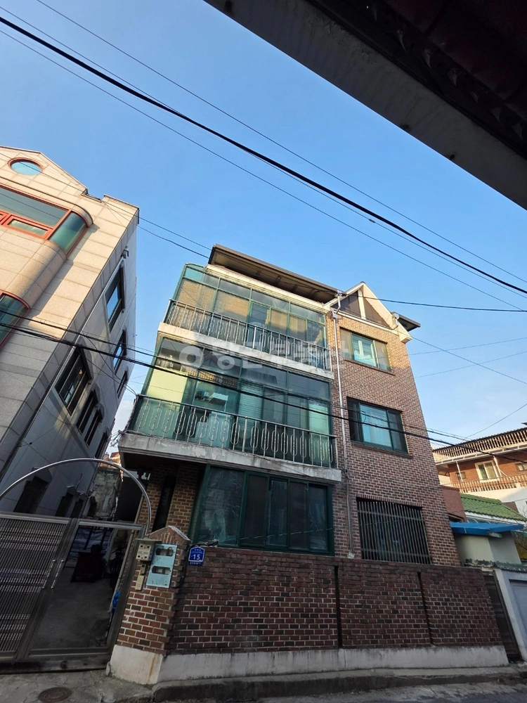 강원특별자치도 춘천시 효자동 건물 사진 1