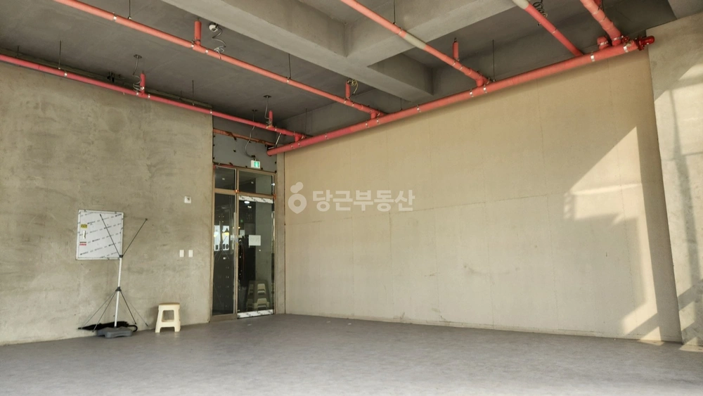 경기도 수원시 영통구 이의동 상가 사진 1