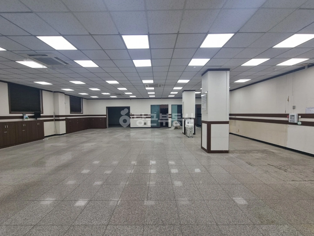 충청남도 천안시 서북구 성정동 상가 사진 1
