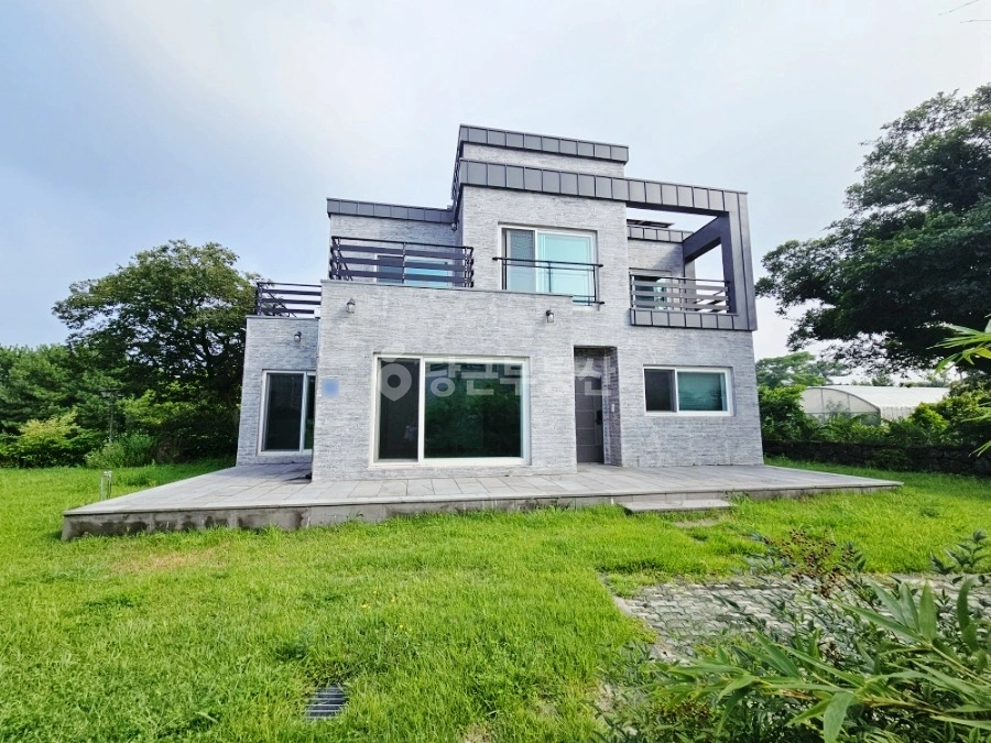 제주특별자치도 제주시 조천읍 단독/전원주택 사진 1