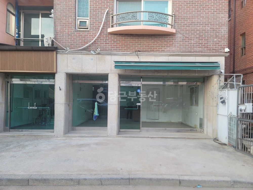 경기도 고양시 일산동구 정발산동 상가 사진 1