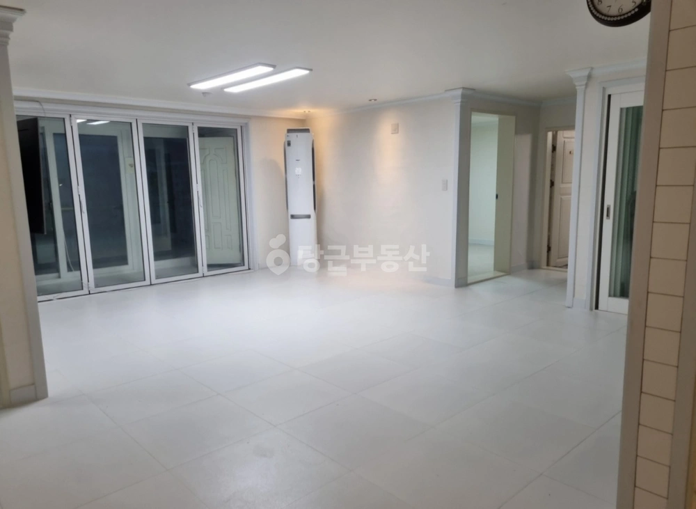 제주특별자치도 제주시 용담삼동 아파트 사진 1