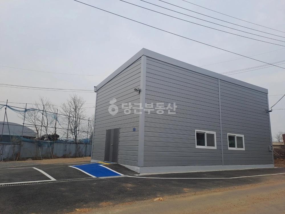 충청남도 천안시 서북구 성환읍 공장/창고 사진 1