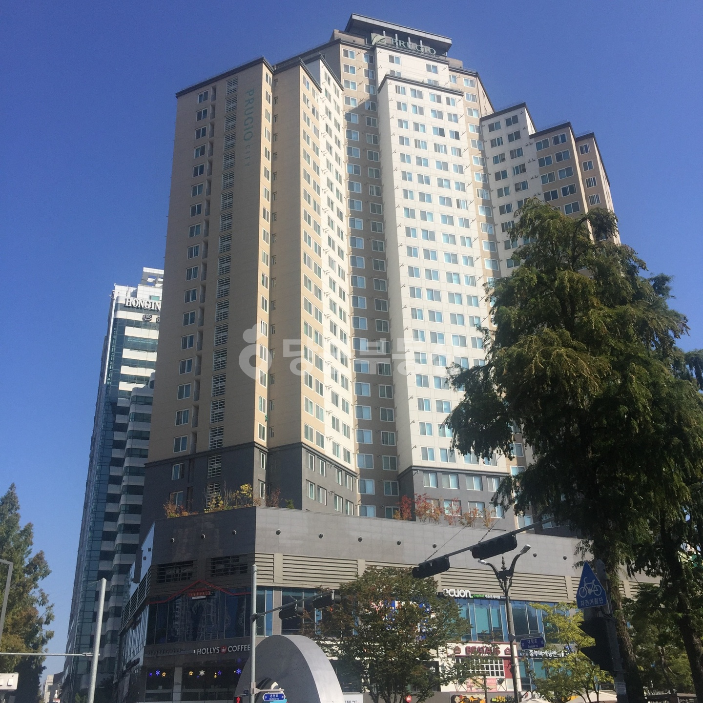 대전광역시 유성구 봉명동 오피스텔 사진 1