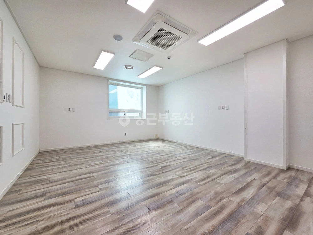 충청남도 천안시 서북구 두정동 상가 사진 1