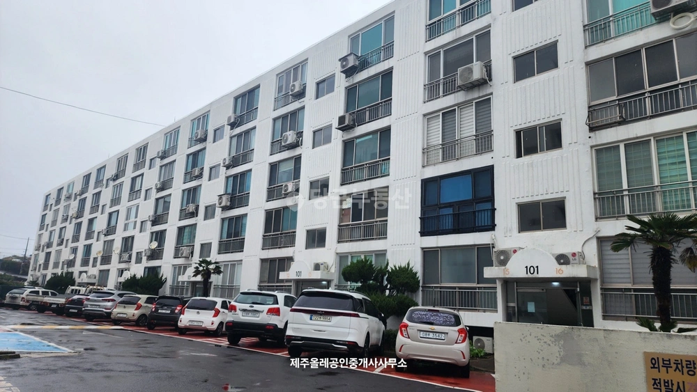 제주특별자치도 서귀포시 남원읍 아파트 사진 1