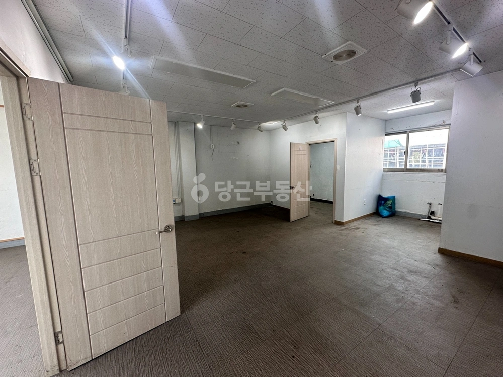 서울특별시 관악구 신림동 상가 사진 1