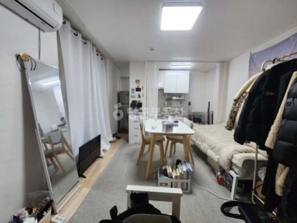 서울특별시 강남구 역삼동 원룸 사진 1