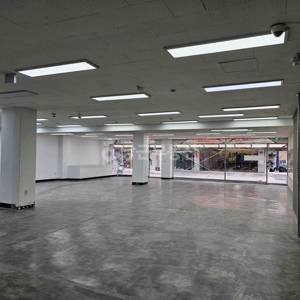 서울특별시 중구 신당동 상가 사진 1