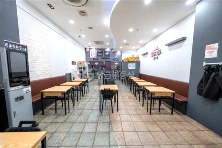 대전광역시 유성구 지족동 상가 사진 1