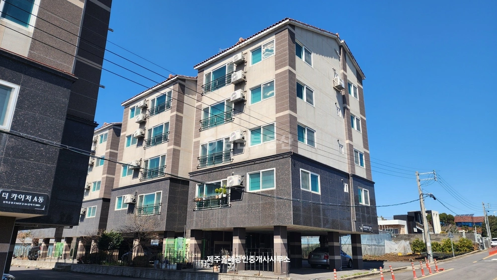 제주특별자치도 서귀포시 남원읍 아파트 사진 1
