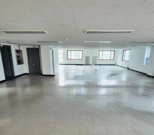 부산광역시 남구 대연동 상가 사진 1