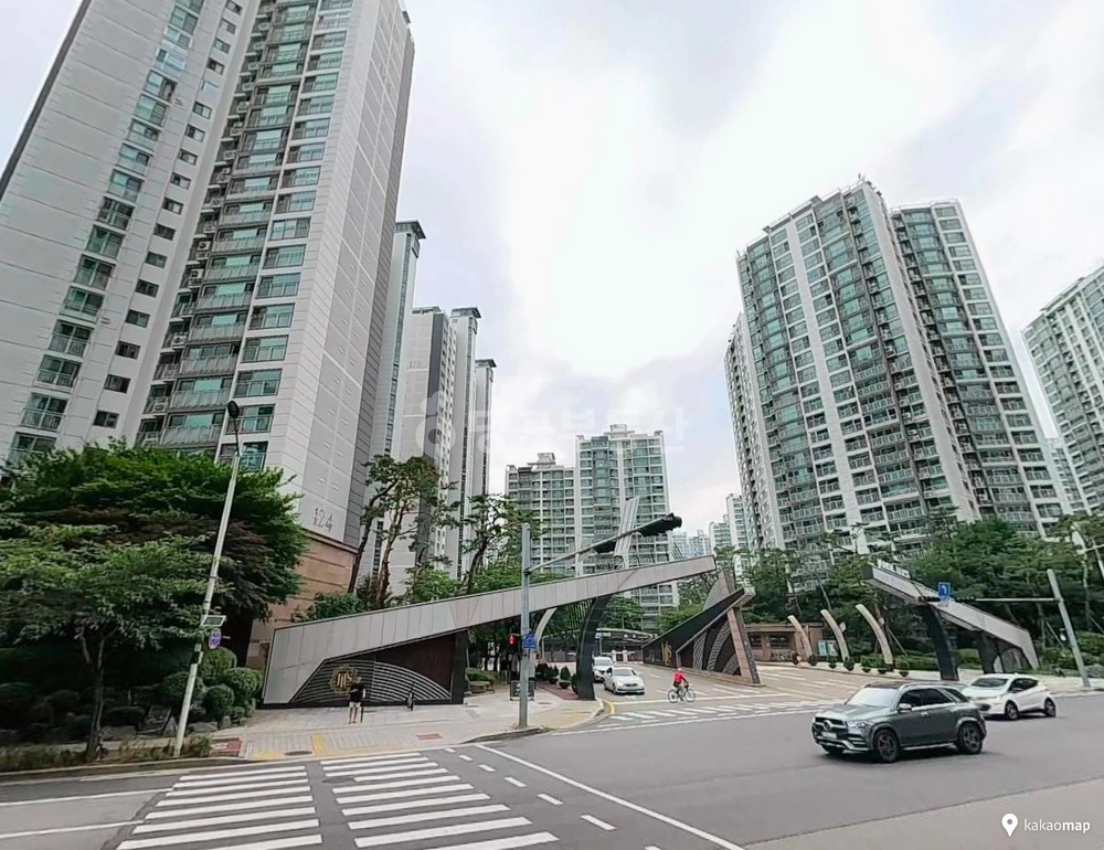 서울특별시 송파구 잠실동 아파트 사진 1