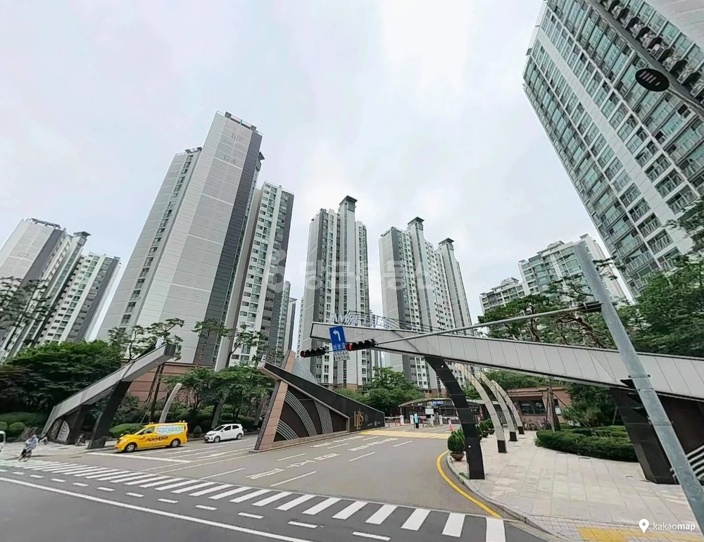 서울특별시 송파구 잠실동 아파트 사진 1