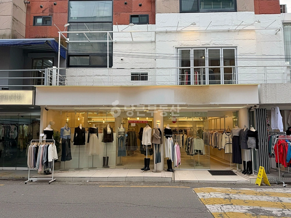 서울특별시 마포구 서교동 상가 사진 1
