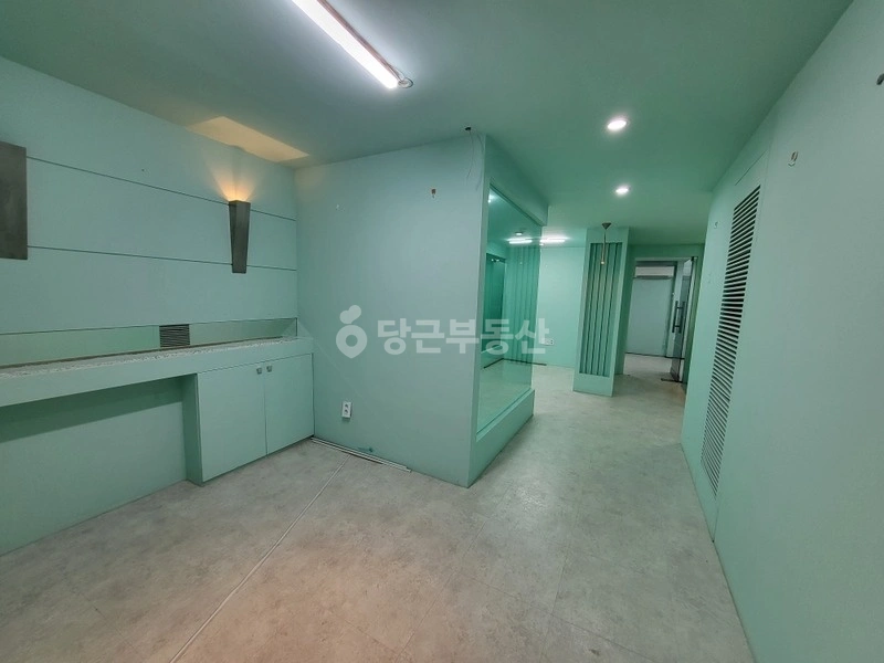 서울특별시 강남구 논현동 사무실 사진 1