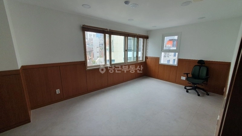서울특별시 강남구 논현동 사무실 사진 1