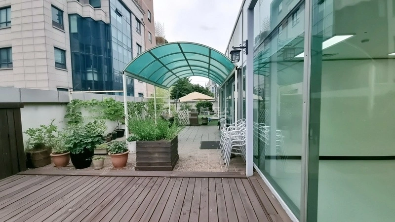 서울특별시 강남구 논현동 사무실 사진 1