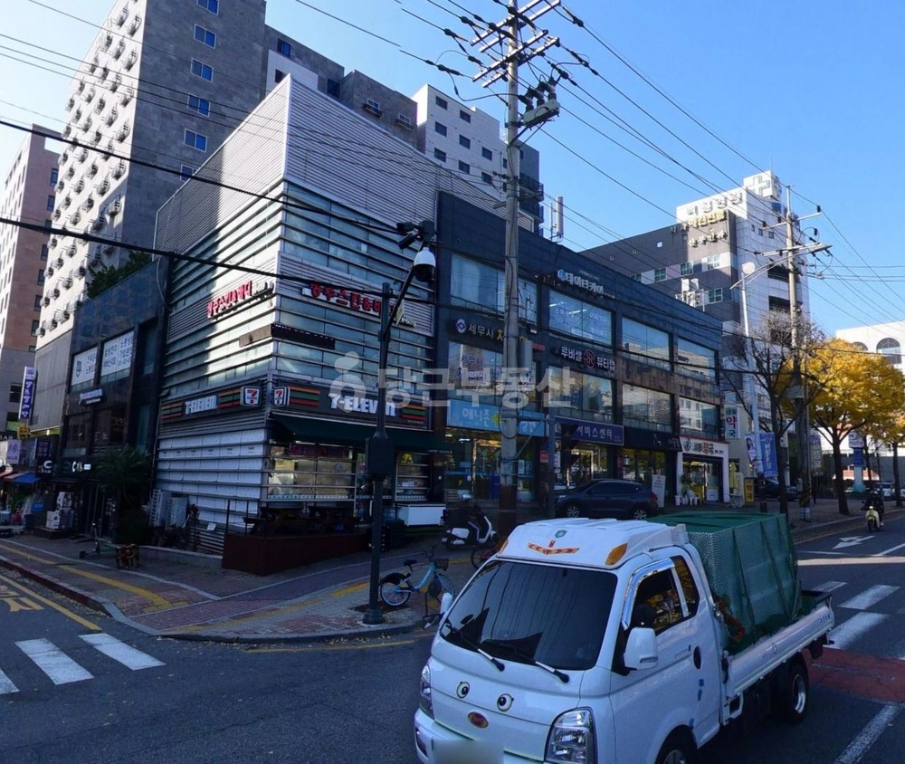 경기도 수원시 팔달구 인계동 사무실 사진 1