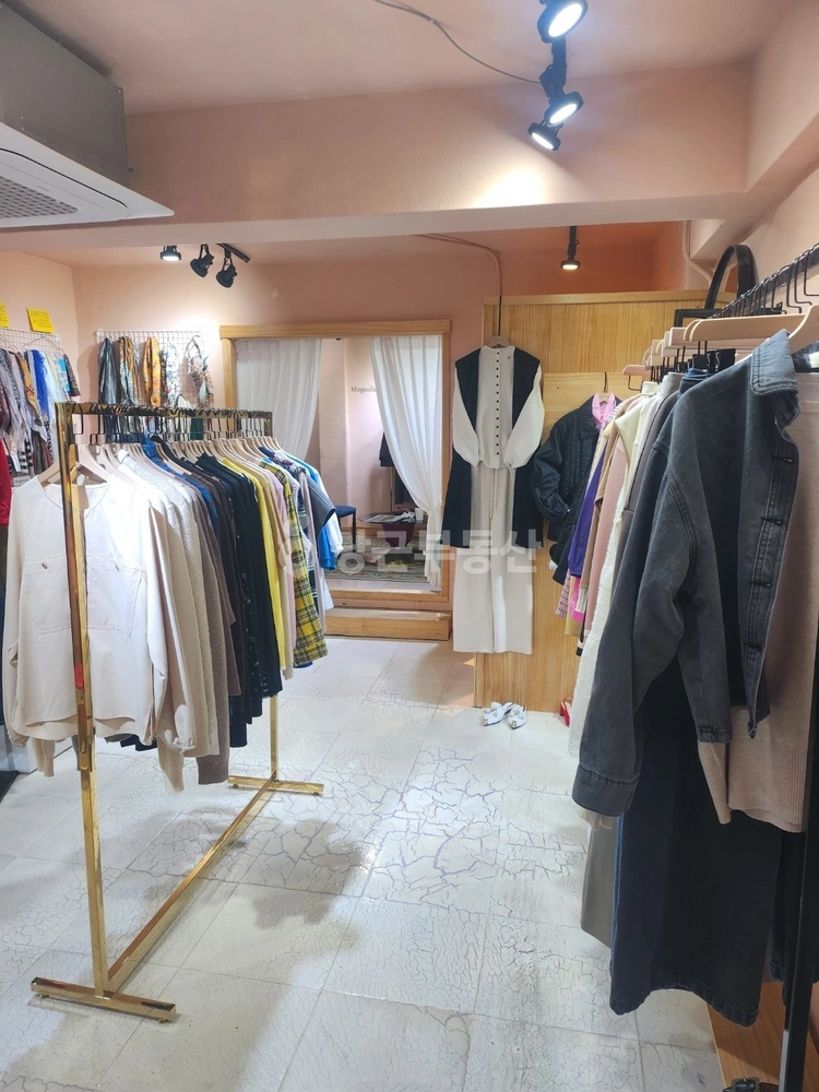 부산광역시 사하구 감천동 상가 사진 1