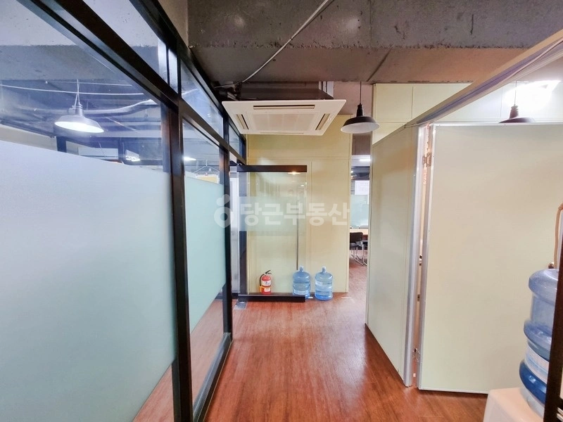 서울특별시 강남구 논현동 사무실 사진 1
