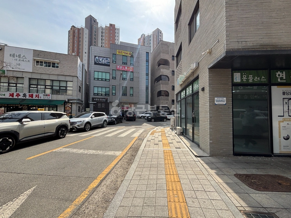 경기도 수원시 영통구 신동 상가 사진 1