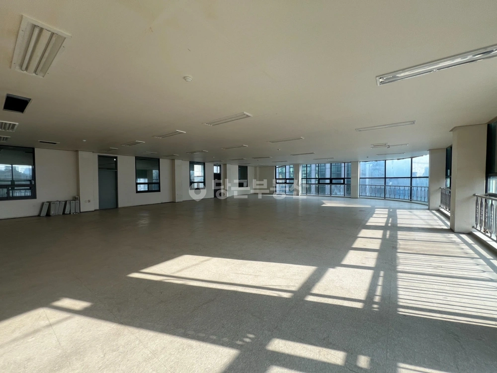 충청남도 천안시 서북구 두정동 상가 사진 1