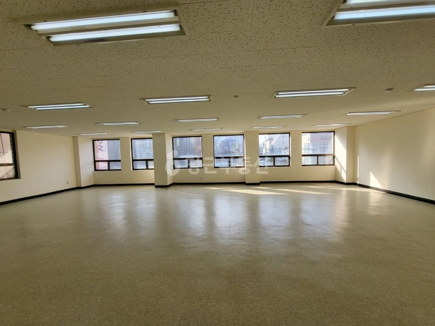서울특별시 강남구 논현동 사무실 사진 1