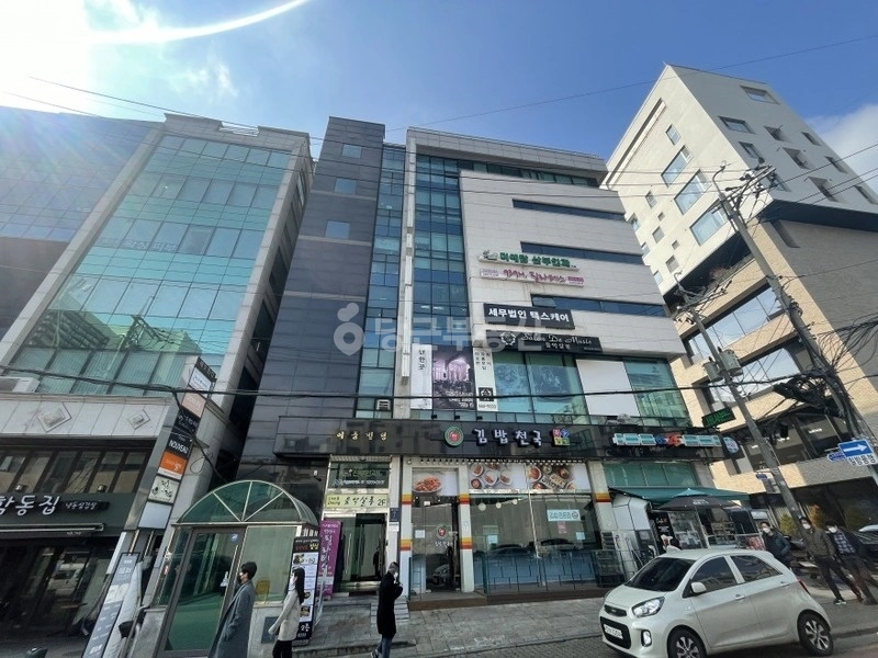 서울특별시 강남구 논현동 사무실 사진 1