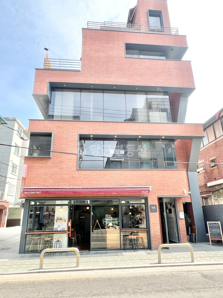 서울특별시 마포구 망원동 상가 사진 1