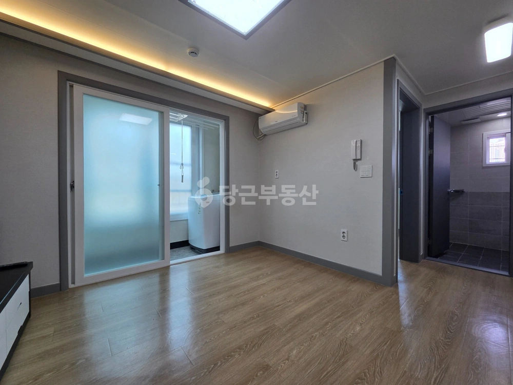 대전광역시 서구 탄방동 원룸 사진 1