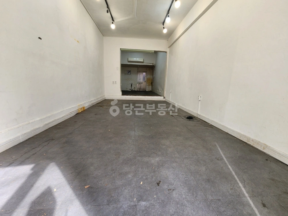 부산광역시 부산진구 부암동 상가 사진 1