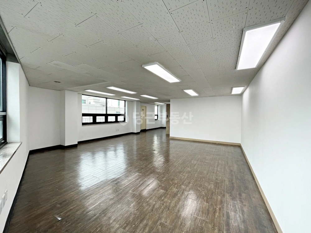 서울특별시 강남구 신사동 사무실 사진 1