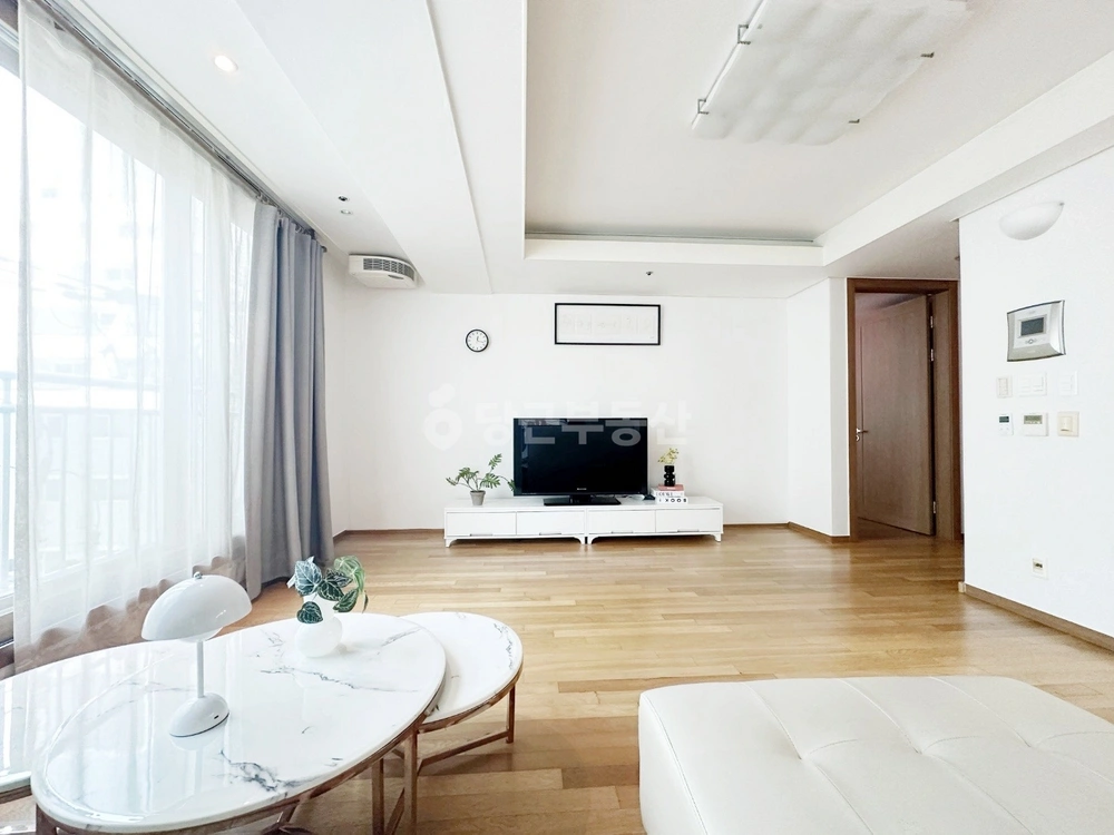 서울특별시 강남구 역삼동 아파트 사진 1
