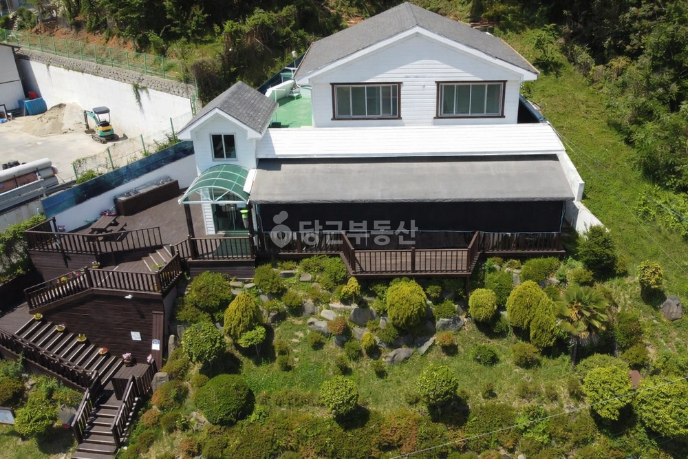 전남광주통합특별시 여수시 율촌면 건물 사진 1