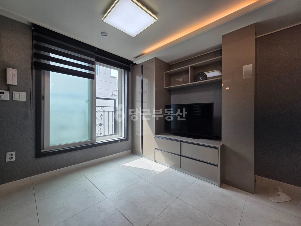대전광역시 서구 탄방동 원룸 사진 1