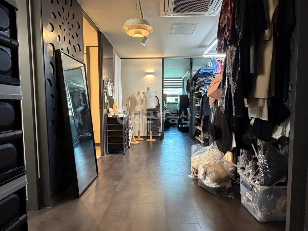 서울특별시 강남구 논현동 사무실 사진 1