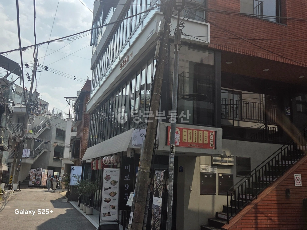 서울특별시 마포구 연남동 상가 사진 1