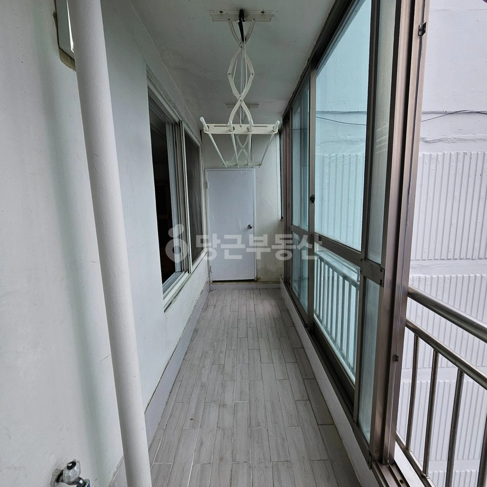 부산광역시 연제구 연산동 아파트 사진 1