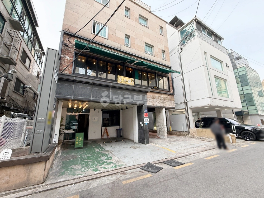 서울특별시 강남구 신사동 상가 사진 1
