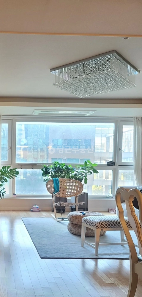 인천광역시 연수구 송도동 아파트 사진 1