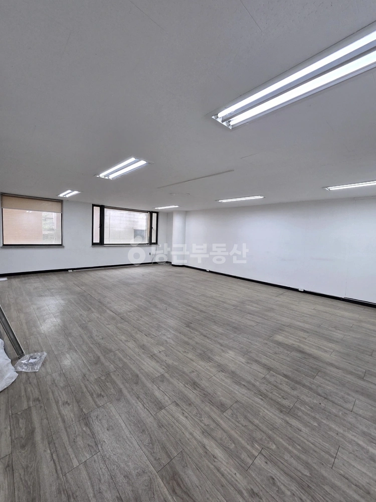 서울특별시 강남구 역삼동 사무실 사진 1