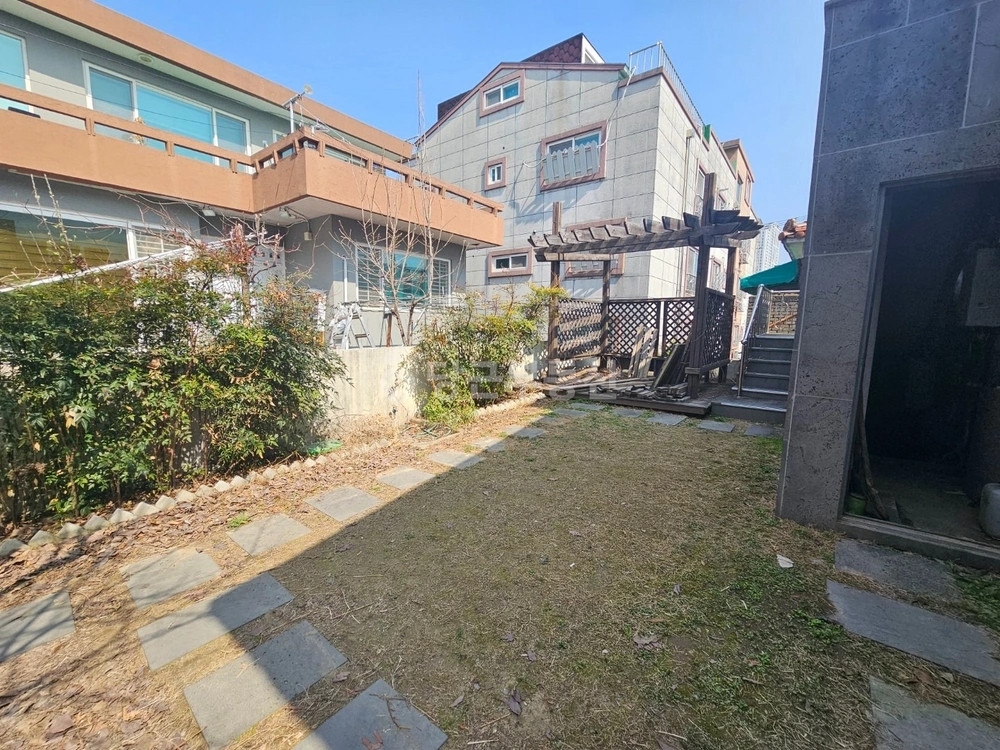 대전광역시 서구 괴정동 단독/전원주택 사진 1