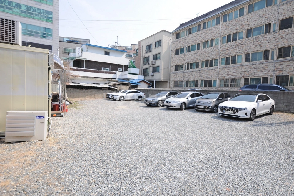 대전광역시 서구 괴정동 상가 사진 1