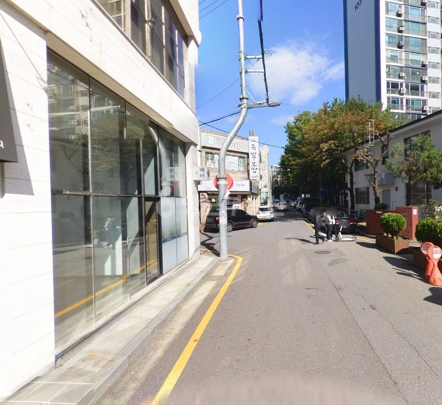 경기도 수원시 팔달구 우만동 상가 사진 1